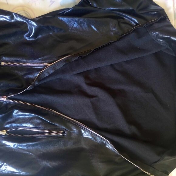 Bodysuit Black, Faux Leather, Zip-up, Crotch Snap, Long Sleeve Sz XL - Picture 5 of 10
